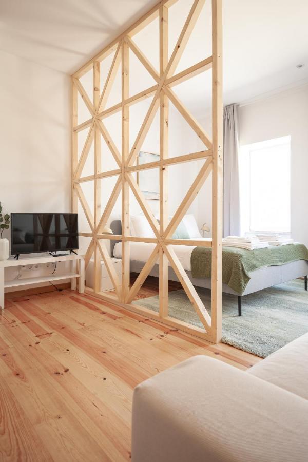 Apartment Campolide Charm *